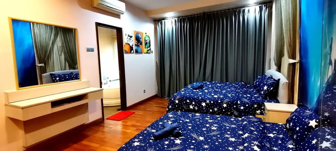 Klcc Star Wars Themed 4br 1800sf